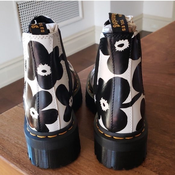 Custom, Hand-Painted Marimekko-Inspired Boots - Picture 4 of 6